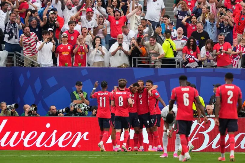 Inglaterra celebrando l AP