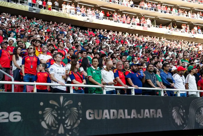 Afición en el España vs Uruguay l GINA