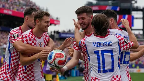 Croacia vence a Ghana con un gol agónico de Nikola Vlasic y se quedan en la segunda aposición del Grupo