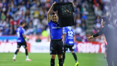 ¡Victoria de Gallos! Querétaro vence a Pachuca en el Hidalgo con Ali Ávila como protagonista