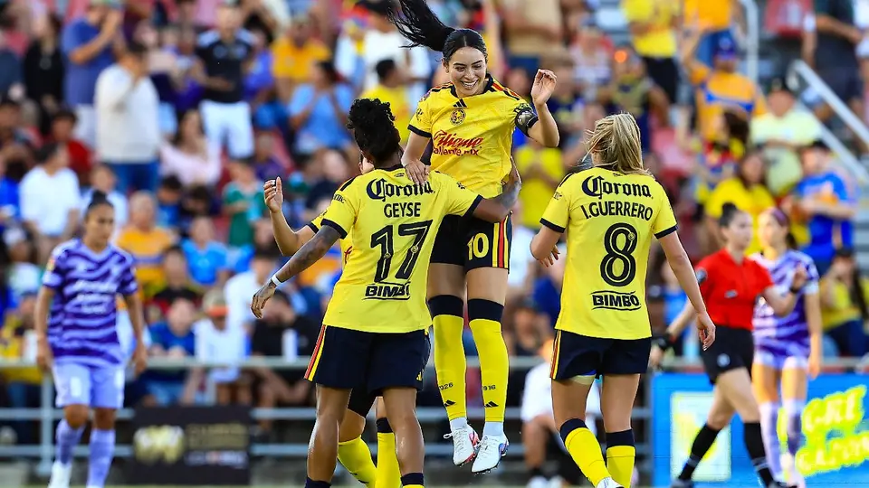 Irene Guerrero con América Femenil | MEXSPORT