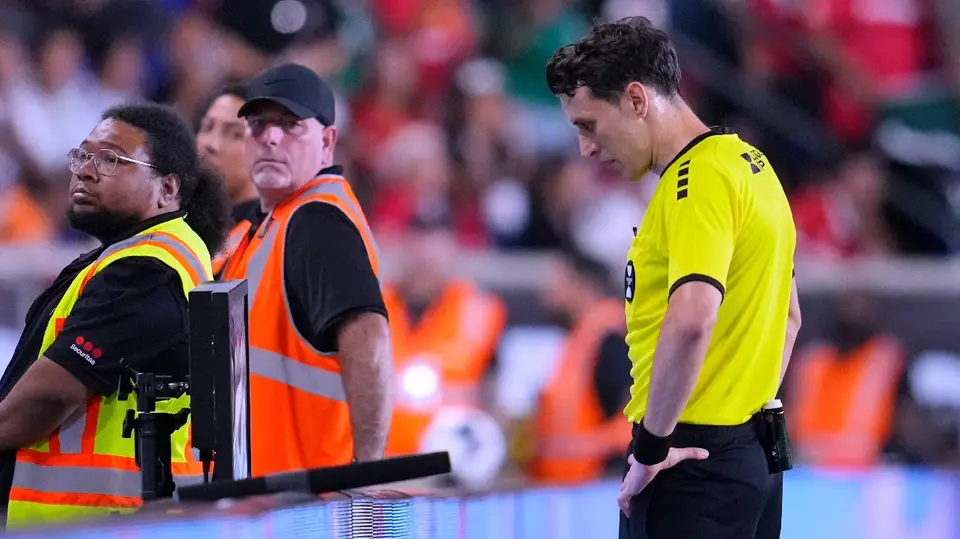 Filip Dujic, arbitro canadiense | MEXSPORT