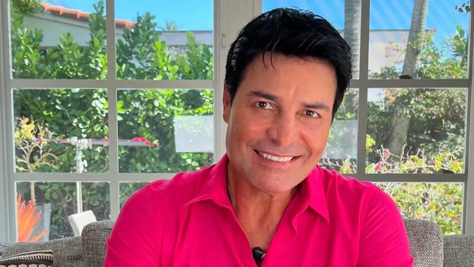 Chayanne se mete al trend de “farmear aura” y lanza reto a sus fans: “¿A quién espero?”