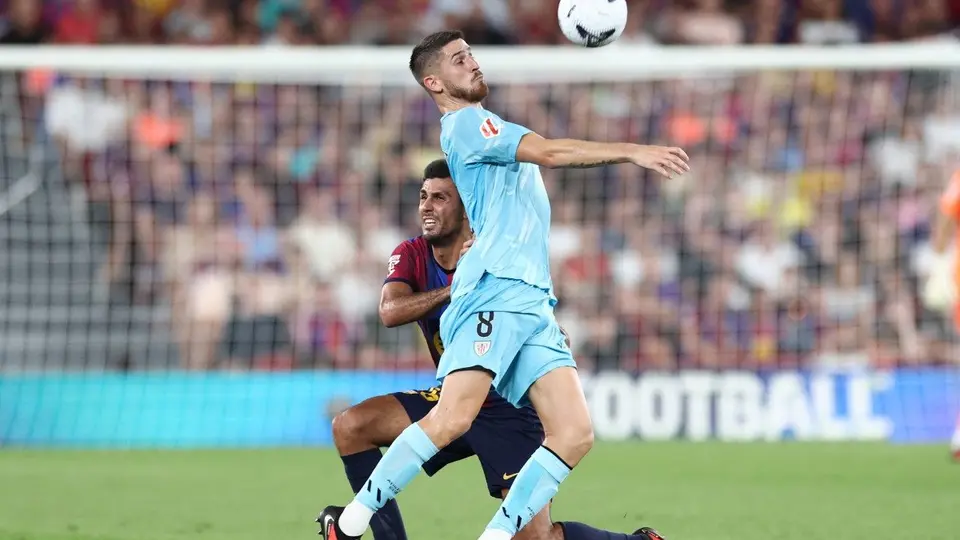 Rodri con Barcelona en el partido ante Athletic | AFP