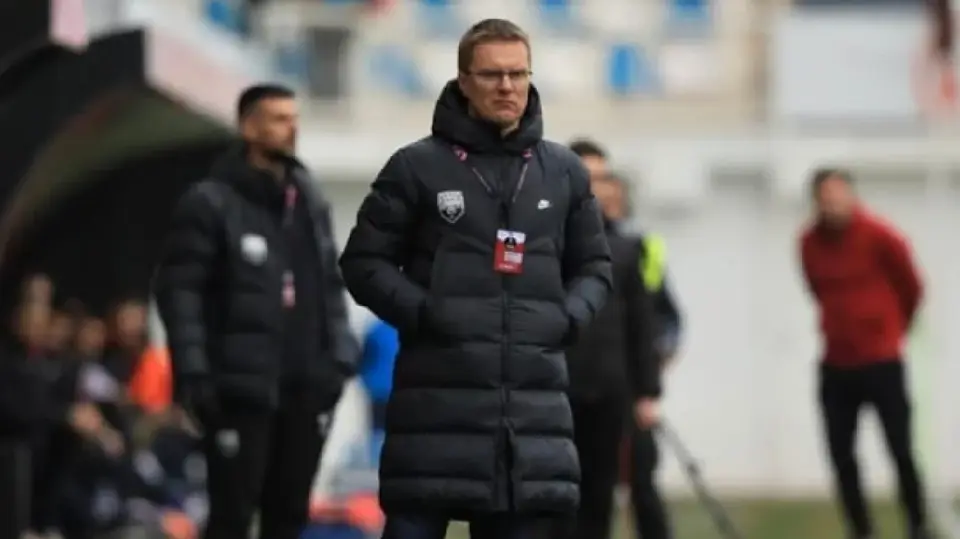 Valdas Dambrauskas, entrenador del Sabah FK | IG:@valdasdambrauskas