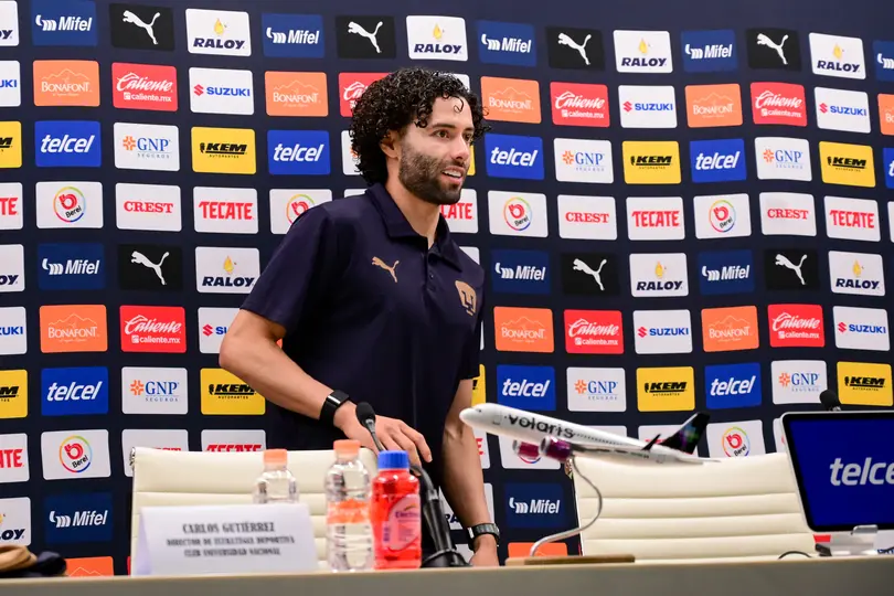 César Huerta, en su presentación con Pumas | IMAGO7