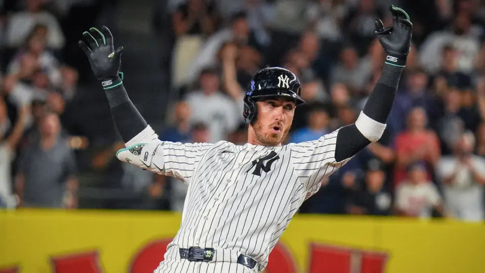 ¡Bellinger aparece en el momento clave! Yankees vencen a Astros y empatan la serie