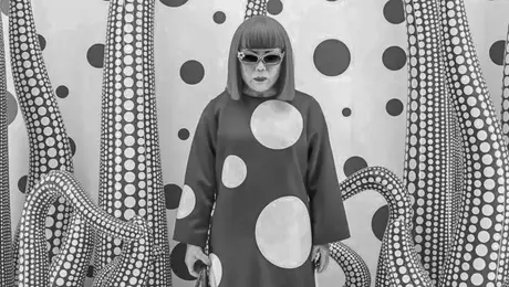 Muere Yayoi Kusama a los 97 años: ¿qué le pasó a la famosa artista japonesa?