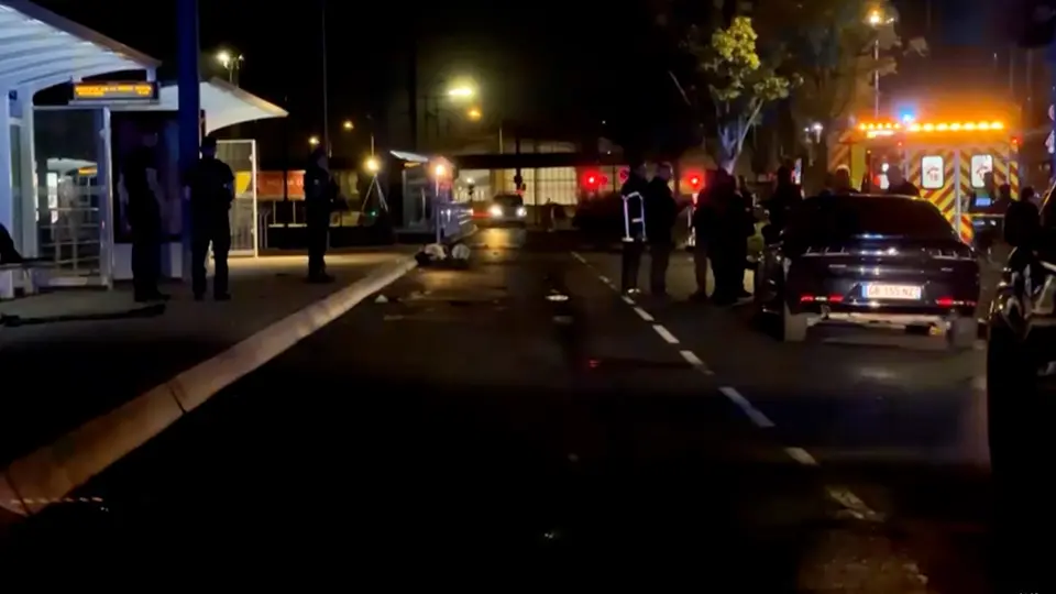 El conductor fue detenido después de atropellar a varias personas en las inmediaciones de la estación ferroviaria./Reuters