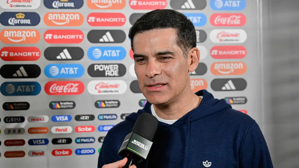 Rafael Márquez describe su sentir previo a debutar con el Tri: "feliz, emocionado y nervioso"