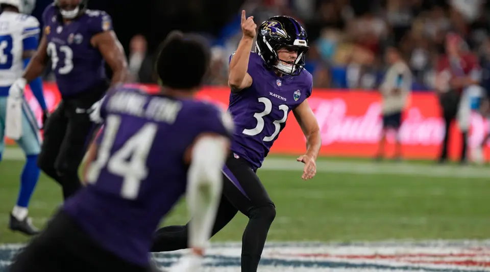Tyler Loop le da la victoria de último segundo a los Ravens | AP