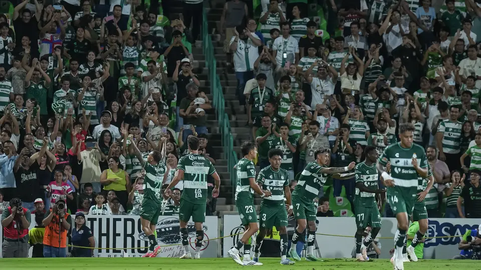 ¡Verde esperanza! Santos Laguna se enracha y vence a Pachuca en casa dentro de la Jornada 10