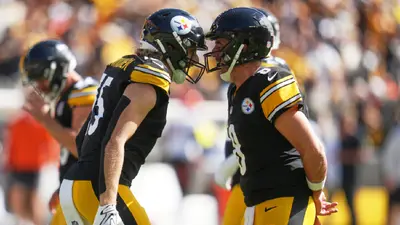 Aaron Rodgers supera a Joe Burrow y los Steelers vencen 30-27 a Bengals