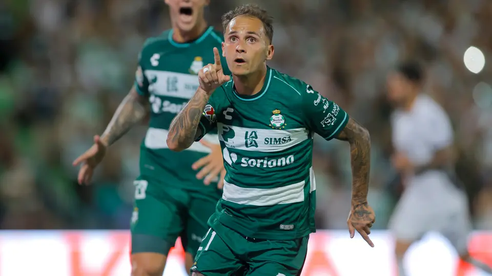 Fran Villalba mete el gol de la victoria para Santos | Imago7