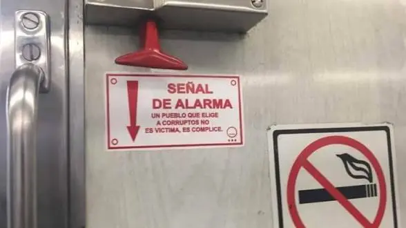 El Metro de la Ciudad de México cuenta con mecanismos de seguridad dentro de sus trenes./@pixabay