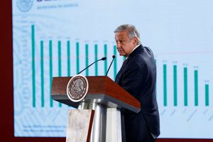 AMLO da a conocer cuál es la gasolinera que vende más caro