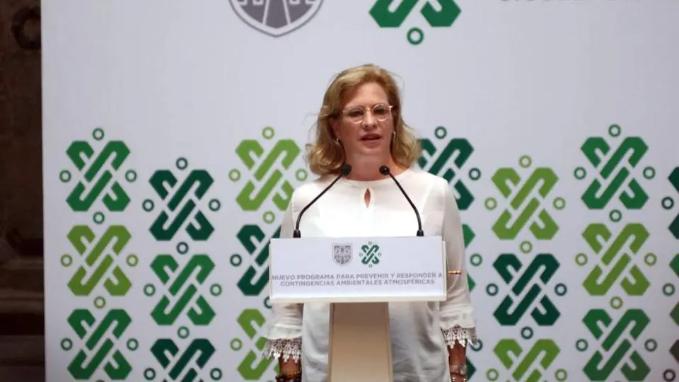 Titular de Semarnart presentó renuncia a AMLO tras retrasar vuelo comercial