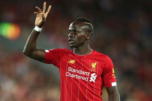 Sadio Mané tuvo un gran gesto con recogebalones en la Supercopa de Europa