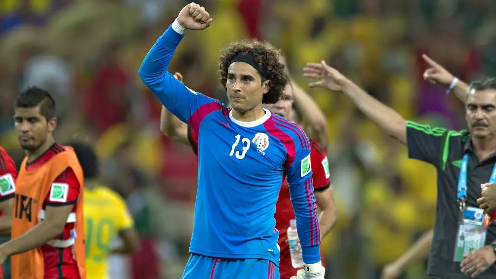 Ochoa celebra empate entre México y Brasil en Copa del Mundo 2014 | IMAGO7