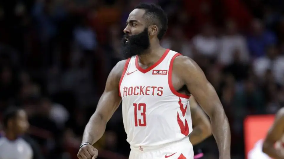 Harden guía a los Rockets de Houston a Playoffs tras triunfo contra Pelicans