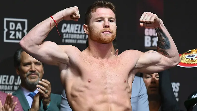 Canelo Álvarez explotó contra Golden Boy tras el despojo del título de la FIB