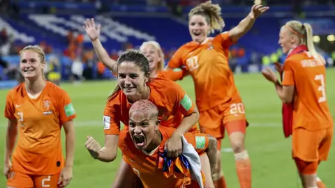 Infantino propondrá que Mundial Femenil 2023 se juegue con 32 equipos