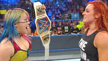 Becky Lynch enfrentará a Asuka por el título Femenino de SmackDown