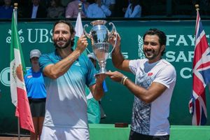 Santiago González se corona en dobles durante el Abierto de Houston
