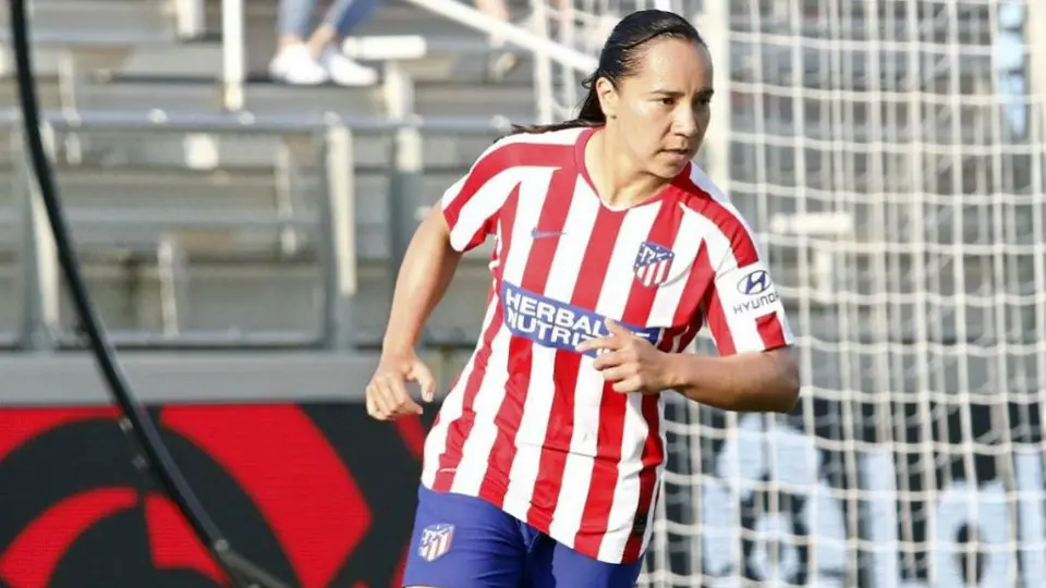 Charlyn Corral debutó con el Atlético de Madrid en derrota ante el Olympique