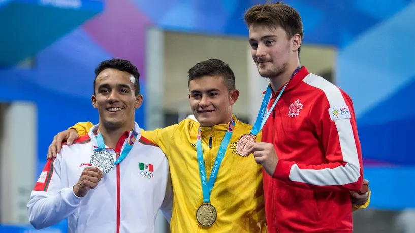 Juan Celaya conquistó medalla de plata en trampolín de tres metros