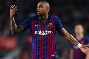 Boateng responde con humor a 'trolleo' de un aficionado