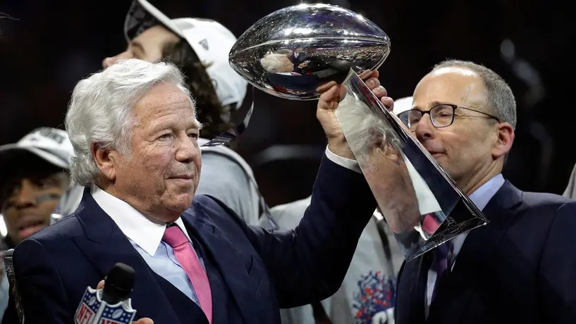 Robert Kraft garantiza regreso de Patriots a México