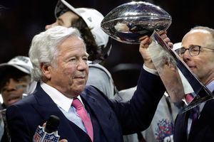Robert Kraft garantiza regreso de Patriots a México