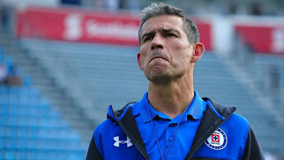 Yayo de la Torre: 'Salida de Caixinha pudo ser por una situación interna grave'