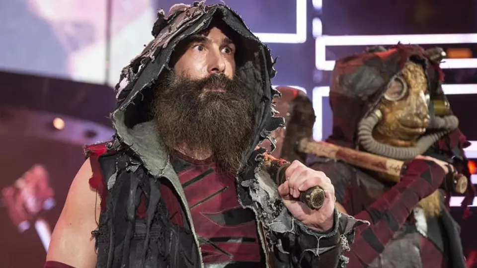 Luke Harper pide su liberación de contrato de WWE