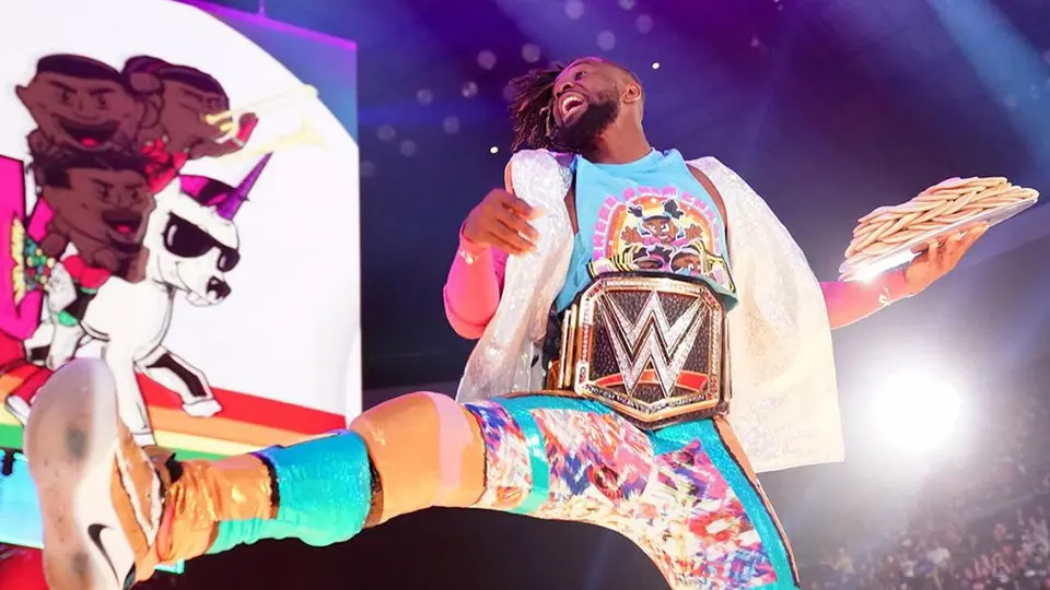 Kofi Kingston mantiene el campeonato de la WWE al defenderlo en SmackDown