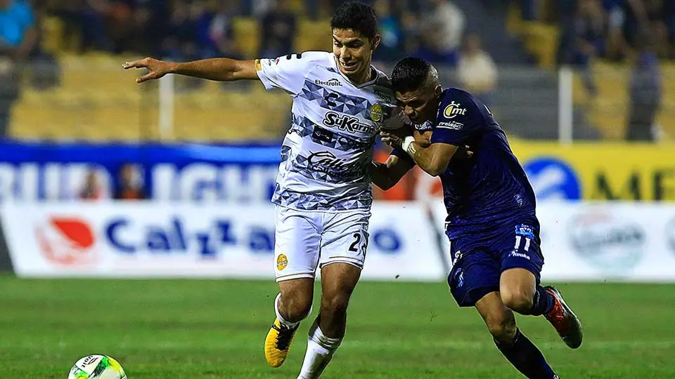 Dorados sufre ausencia de Maradona y cae ante Celaya