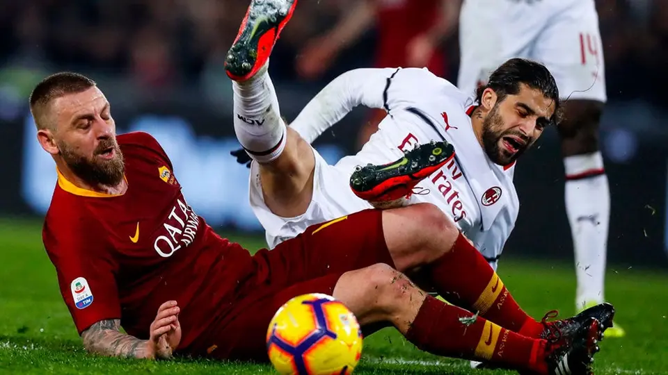 Roma y Milan empatan y mantienen distancia en puestos europeos