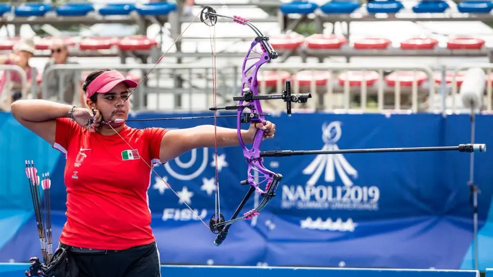 Mexicana ganó primer oro en tiro con arco en Universiada Mundial