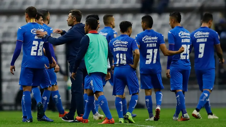 Cruz Azul no levanta y cae en su debut de Copa contra León