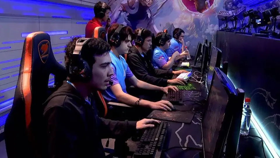 Rainbow7 obtiene importante victoria sobre All Knights en LLA