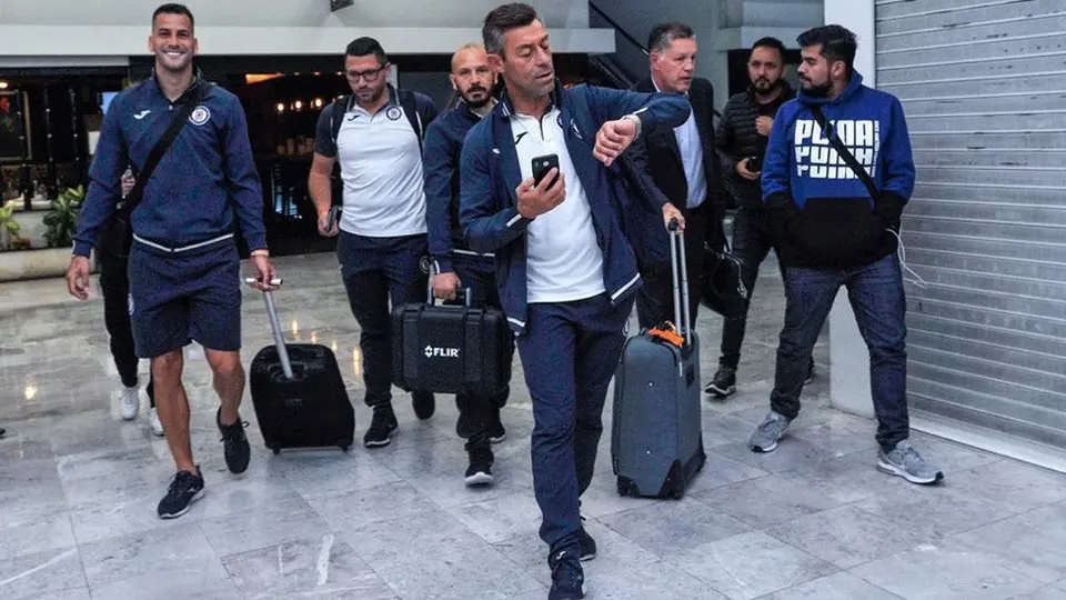 Cruz Azul partió a EU para pretemporada previo al Apertura 2019