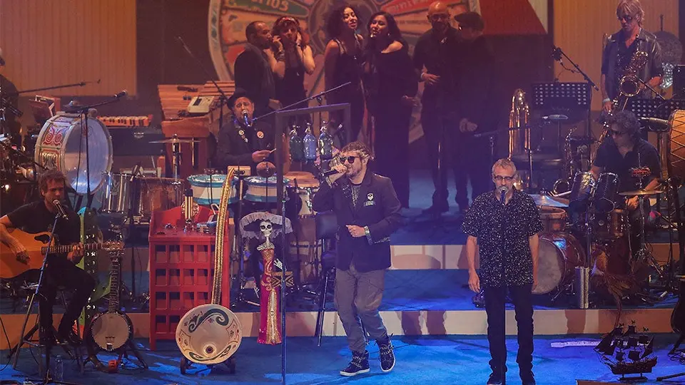 Futbol, 'ingrediente' especial del concierto de los Auténticos Decadentes