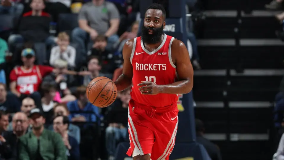 James Harden firma 57 puntos en vibrante duelo contra los Memphins