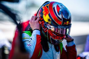 Patricio O'Ward y Fernando Alonso, fuera de las 500 millas de Indianapolis