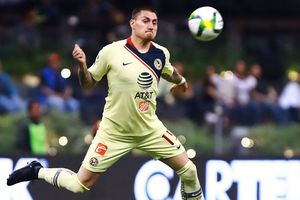 José Ramón llama "hue.." a Nico Castillo y el delantero le responde