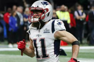 Julian Edelman será baja de New England tres semanas por lesión