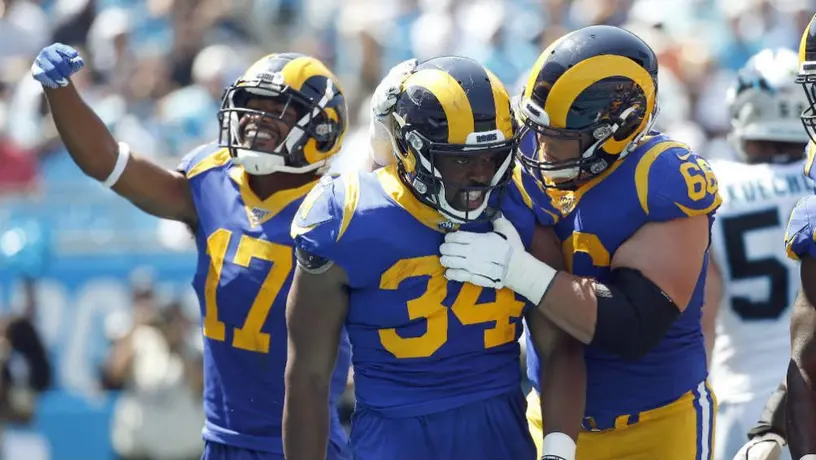 Rams inició la temporada con el pie derecho con triunfo sobre Panthers