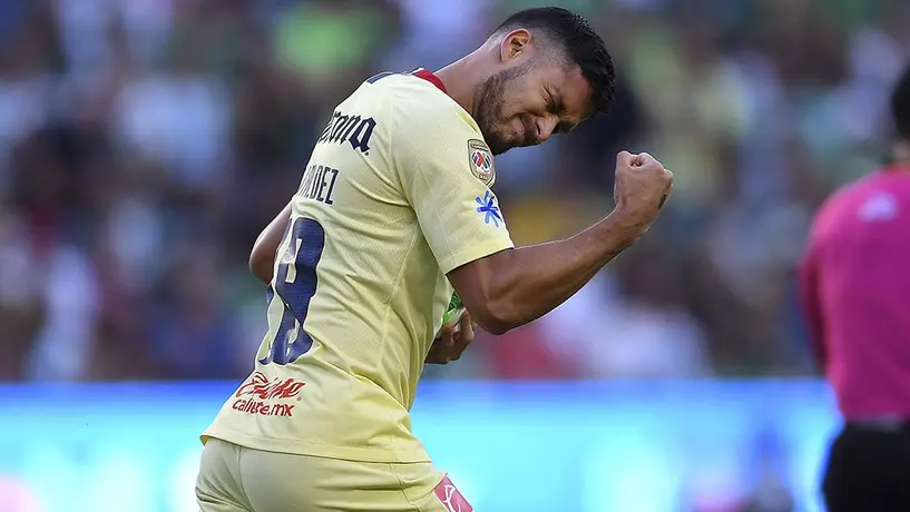 América reparte batas y pelotas en hospital infantil