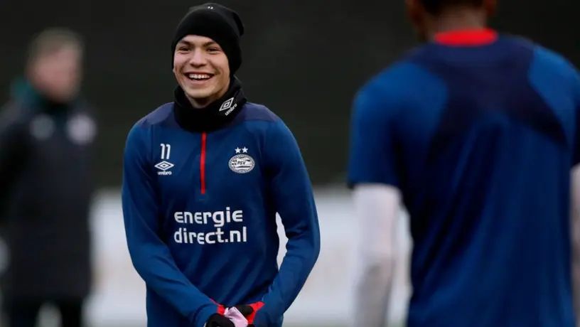 Chucky Lozano ofrece disculpas tras publicar épico meme